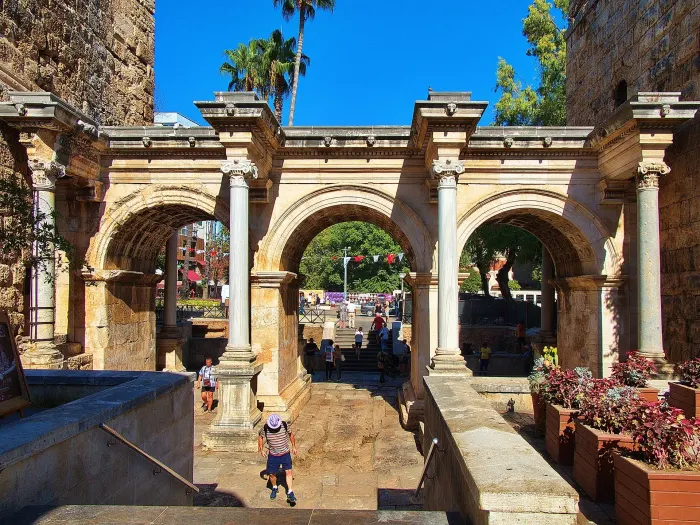 P9271456 Hadrians Gate, Antalya